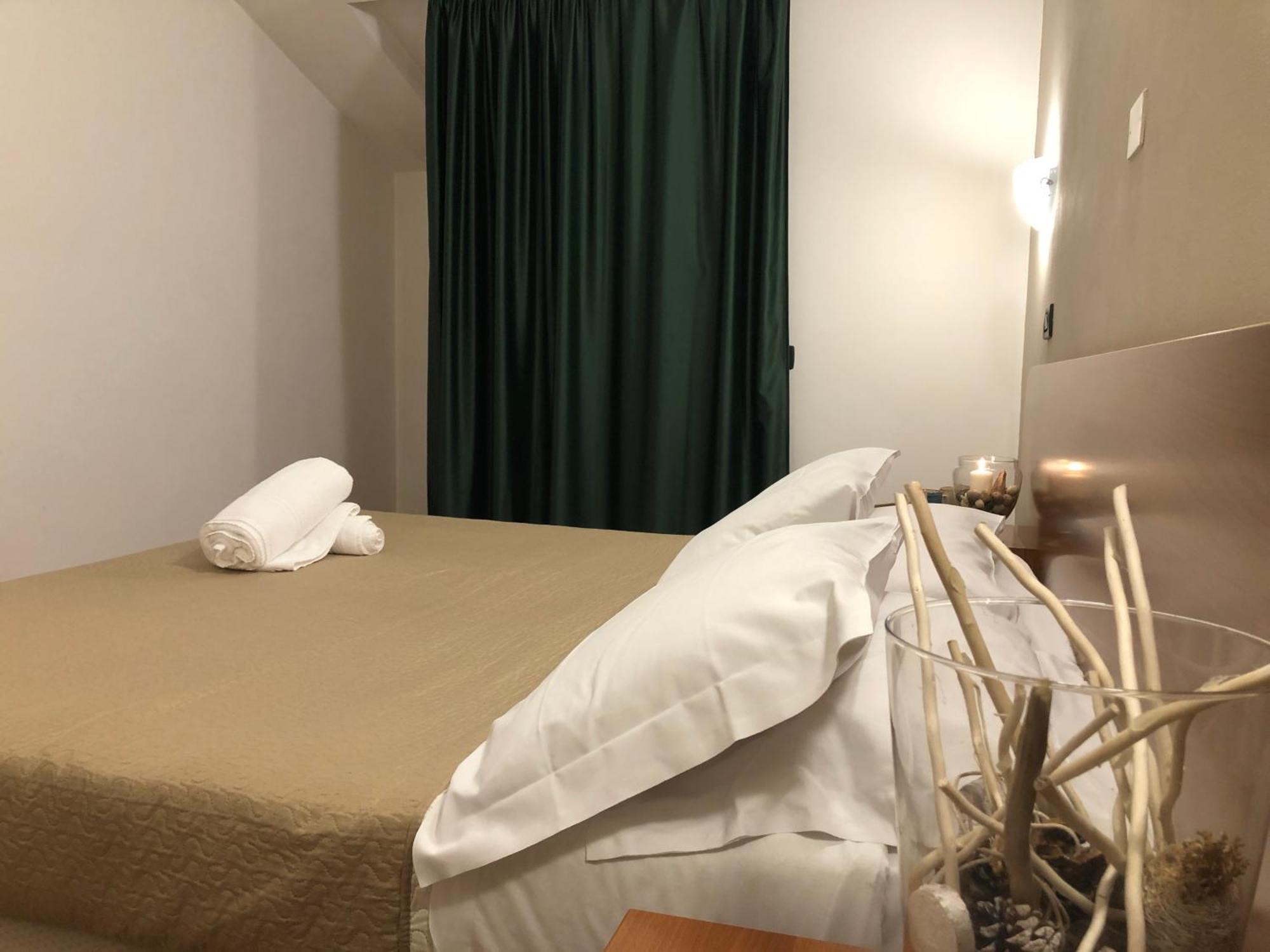 Hotel Kristall Orvieto Luaran gambar